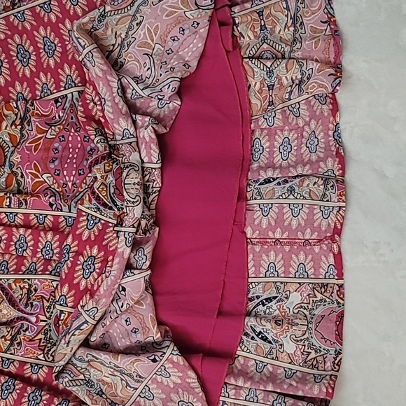 Patterned Dress - Picture 5 of 6